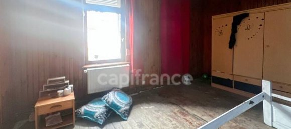 253m² Commercial property in Denain, France No. 230465 8