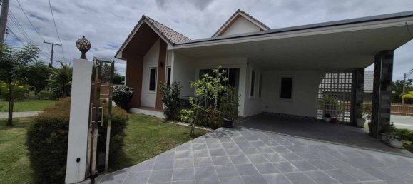 Casa de 3 dormitorios en Hua Hin, Thailand No. 63312 2