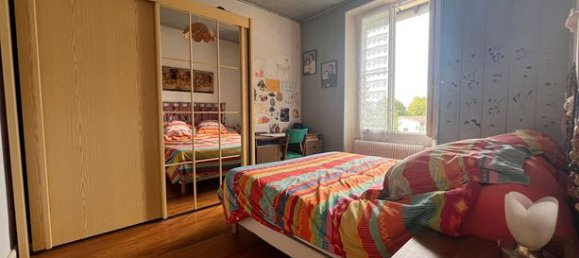 2 bedrooms House in Saint-Dizier, France No. 305410 4