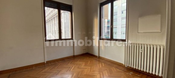 3 bedrooms Apartment in Padua, Italy No. 221101 8
