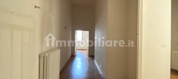 3 bedrooms Apartment in Padua, Italy No. 221101 4