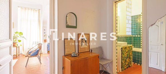 Apartamento de 2 dormitorios en Marseille, France No. 296168 12