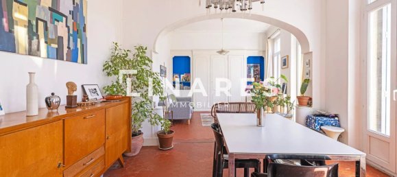 Apartamento de 2 dormitorios en Marseille, France No. 296168 7