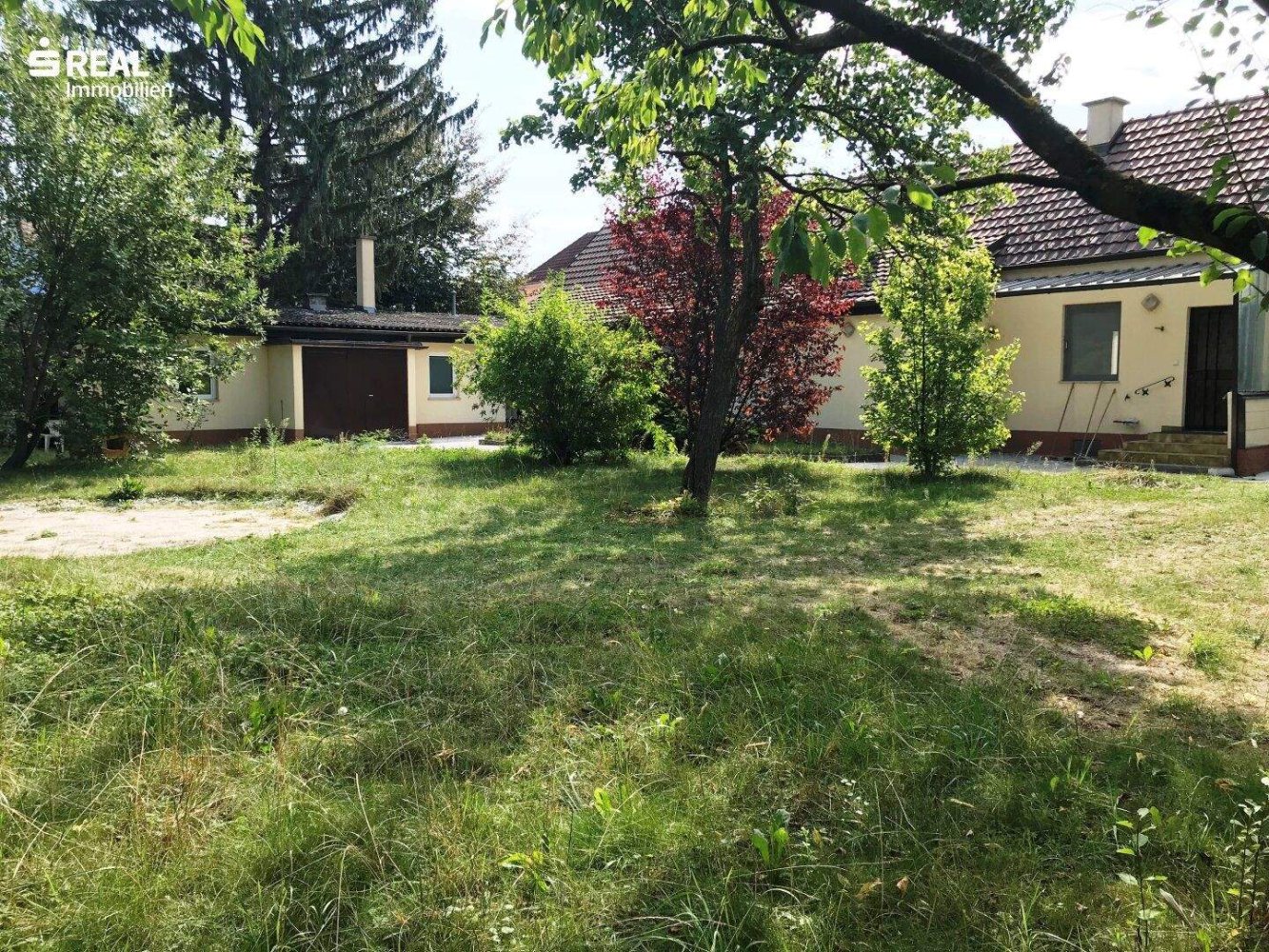  قطعة أرض في Stockerau, Austria رقم 167072