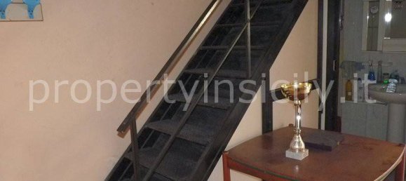 مرآب في Syracuse, Italy 32متر مربع رقم 244168 8