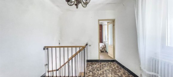 Apartamento de 11 divisões em Aulla, Italy N.º 293284 29