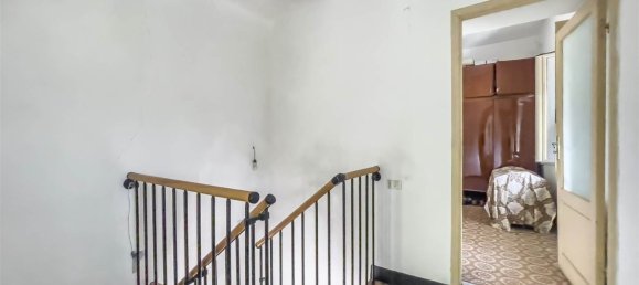 Apartamento de 11 divisões em Aulla, Italy N.º 293284 32