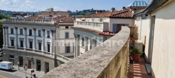 3 Schlafzimmer Penthouse in Florence, Italy, Nr. 38426 36