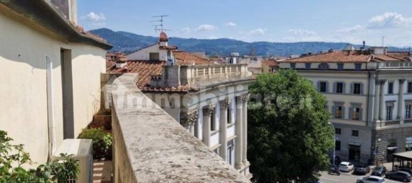 3 Schlafzimmer Penthouse in Florence, Italy, Nr. 38426 25