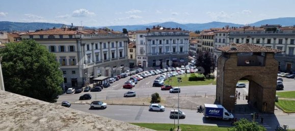 3 Schlafzimmer Penthouse in Florence, Italy, Nr. 38426 13