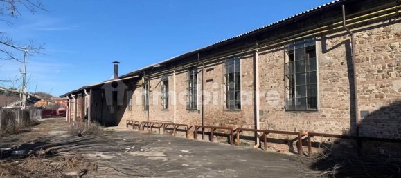 5 rooms Warehouse in Ponte dell'Olio, Italy No. 23102 21