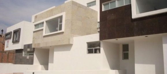 3 bedrooms House in Queretaro, Mexico No. 158878 2