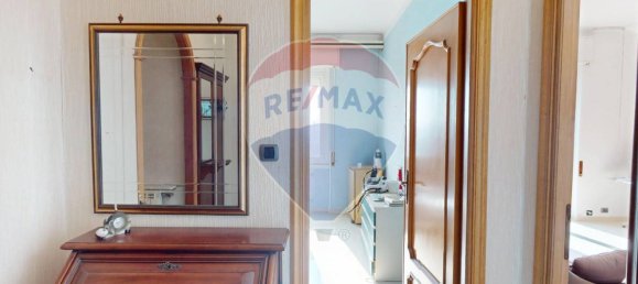 2 Schlafzimmer Wohnung in Genoa, Italy, Nr. 106046 13