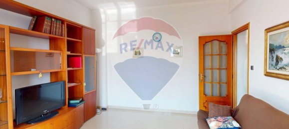 2 Schlafzimmer Wohnung in Genoa, Italy, Nr. 106046 11