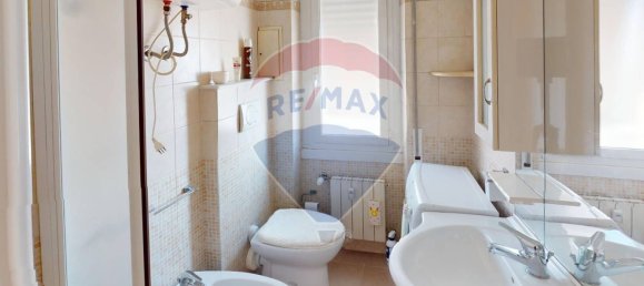 2 Schlafzimmer Wohnung in Genoa, Italy, Nr. 106046 32