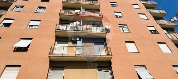 2 Schlafzimmer Wohnung in Genoa, Italy, Nr. 106046 3