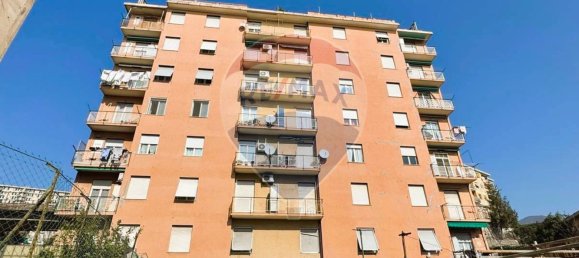 2 Schlafzimmer Wohnung in Genoa, Italy, Nr. 106046 5