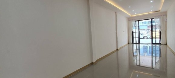 Кафе / ресторан с 3 спальнями в Пхукет, Таиланд № 7808 4