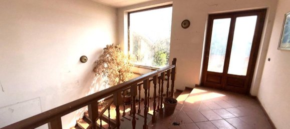 8 rooms House in Sora, Italy No. 14959 24