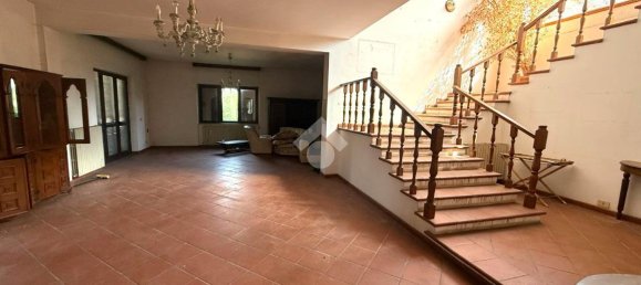 8 rooms House in Sora, Italy No. 14959 3