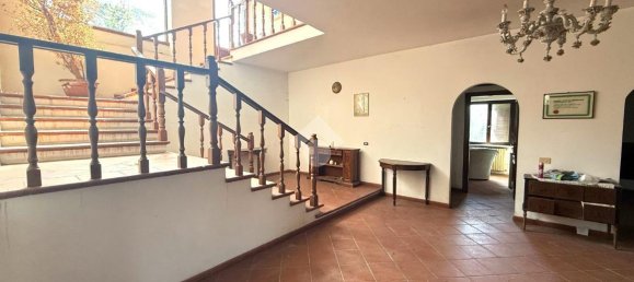 8 rooms House in Sora, Italy No. 14959 4