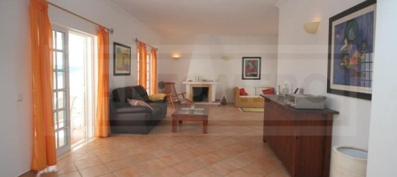 3 bedrooms Villa in Albufeira, Portugal No. 142675 9