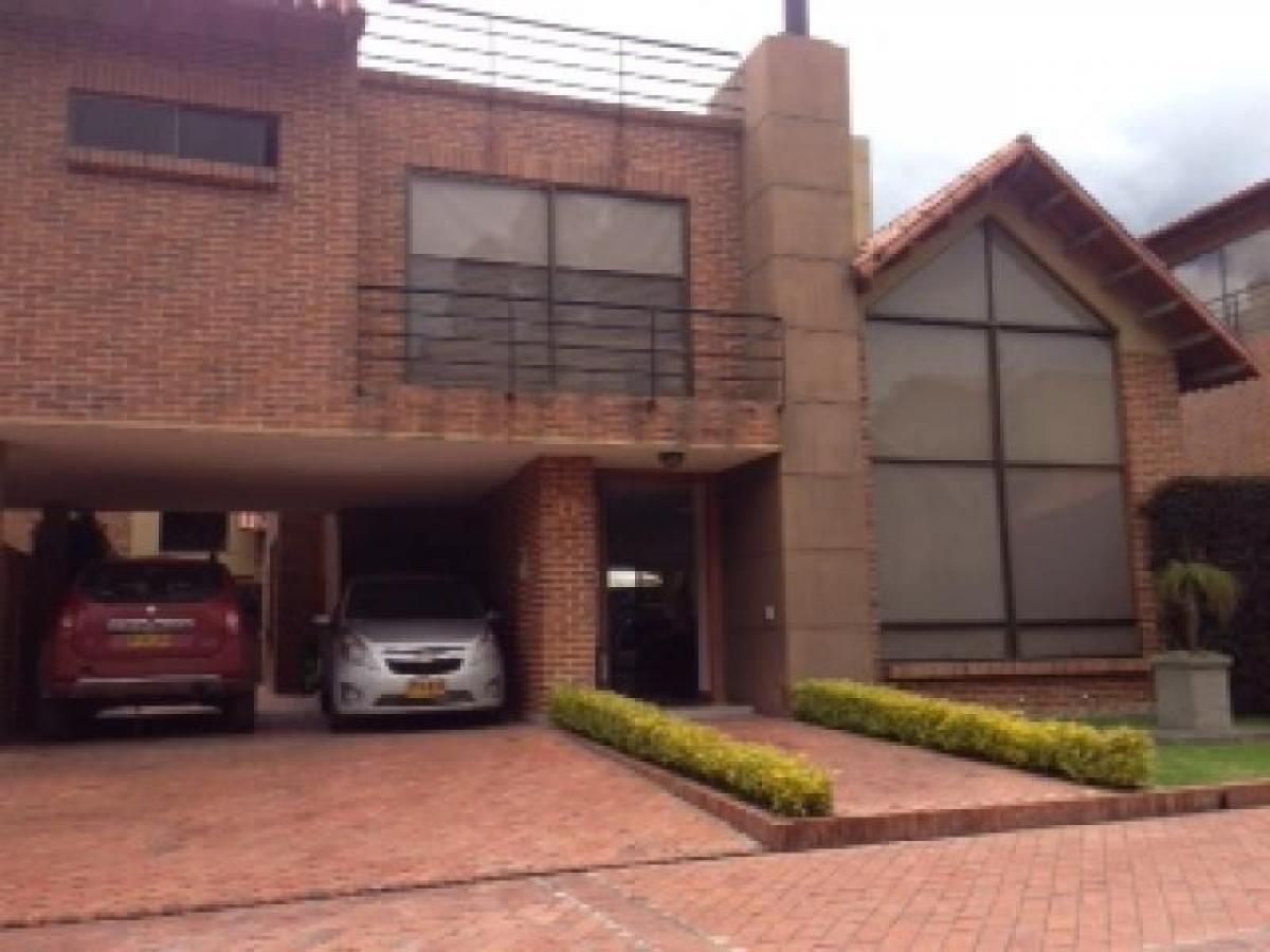 3 bedrooms House in Cundinamarca, Colombia No. 5280