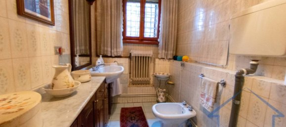 Вилла с 5 спальнями в Савиньяно суль Рубиконе, Италия № 272657 13