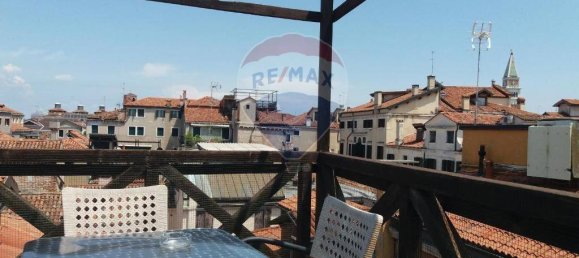 2 bedrooms Apartment in Venice, Italy No. 170700 14