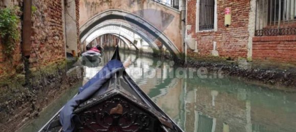 2 bedrooms Apartment in Venice, Italy No. 170700 7