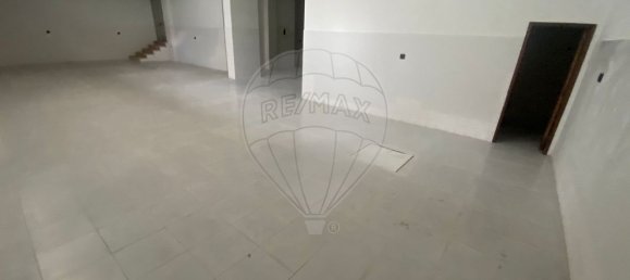 200m² Warehouse in Ourem, Portugal No. 65809 9