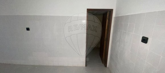 200m² Warehouse in Ourem, Portugal No. 65809 8