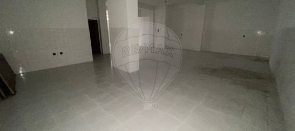 200m² Warehouse in Ourem, Portugal No. 65809 13