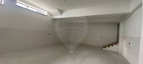 200m² Warehouse in Ourem, Portugal No. 65809 2