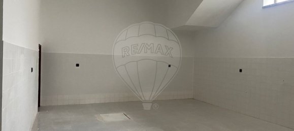 200m² Warehouse in Ourem, Portugal No. 65809 7