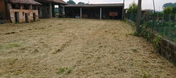 Дом с 8 комнатами в Майраго, Италия № 179604 2