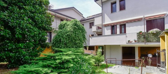 3غرفة شقة في Seregno, Italy رقم 271919 28