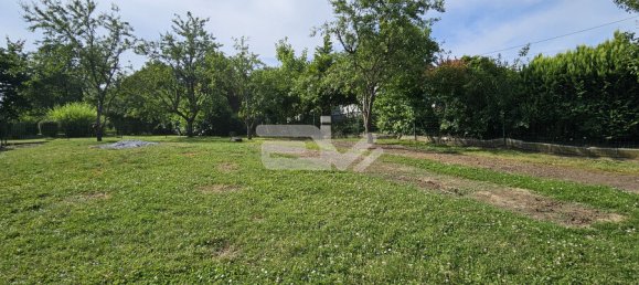  Land in Vailly-sur-Aisne, France No. 275236 2