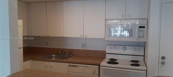 1 bedroom Commercial property for sale in Miami, Miami-Dade, Florida, USA № 615479 13