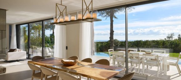 5 bedrooms Villa in Cannes, France No. 1773 9