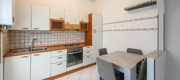 2 rooms Apartment in Buccinasco, Italy No. 318547 2