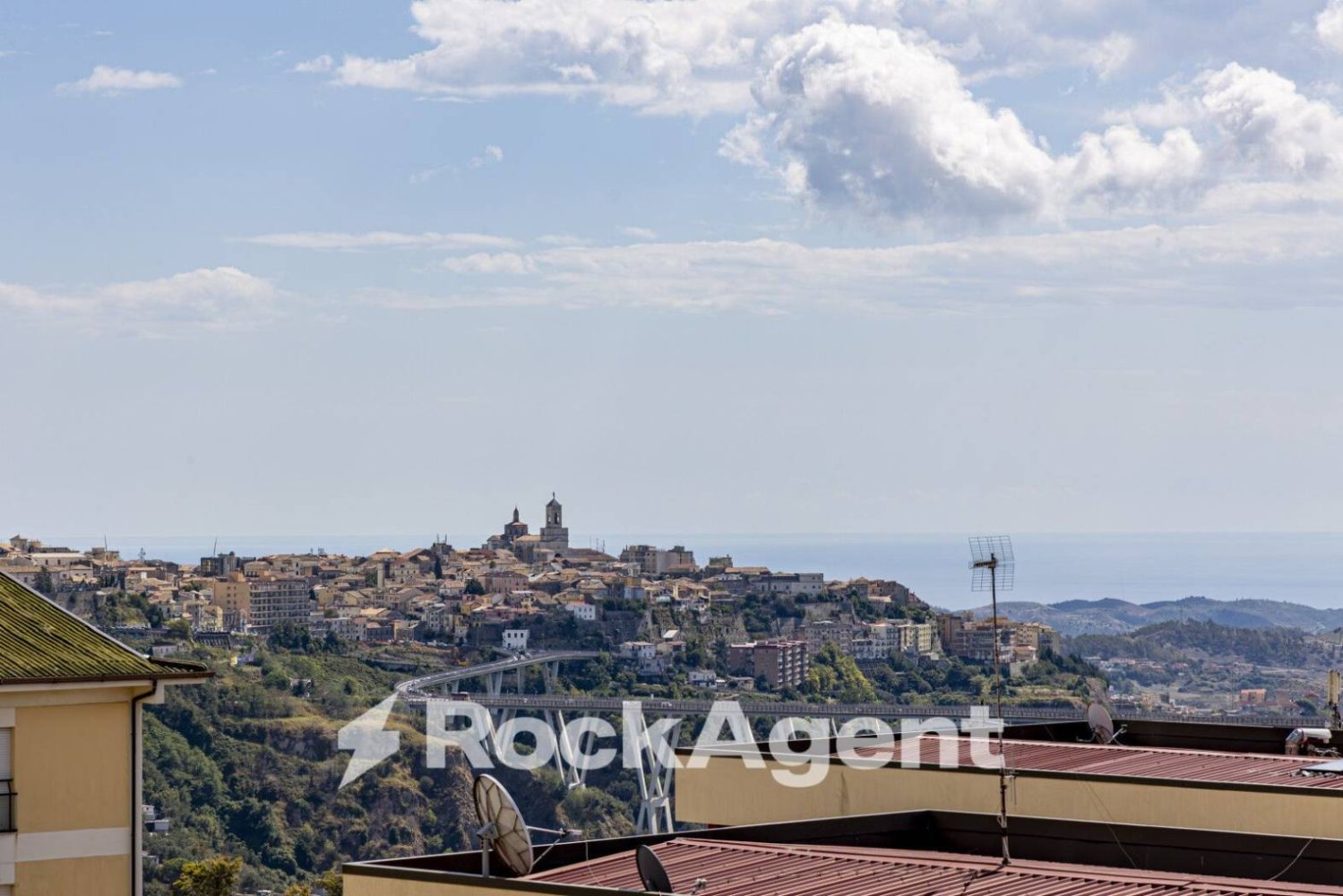 3 bedrooms Apartment in Catanzaro, Italy No. 291280