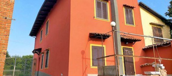 6 rooms House in Alessandria, Italy No. 232909 4