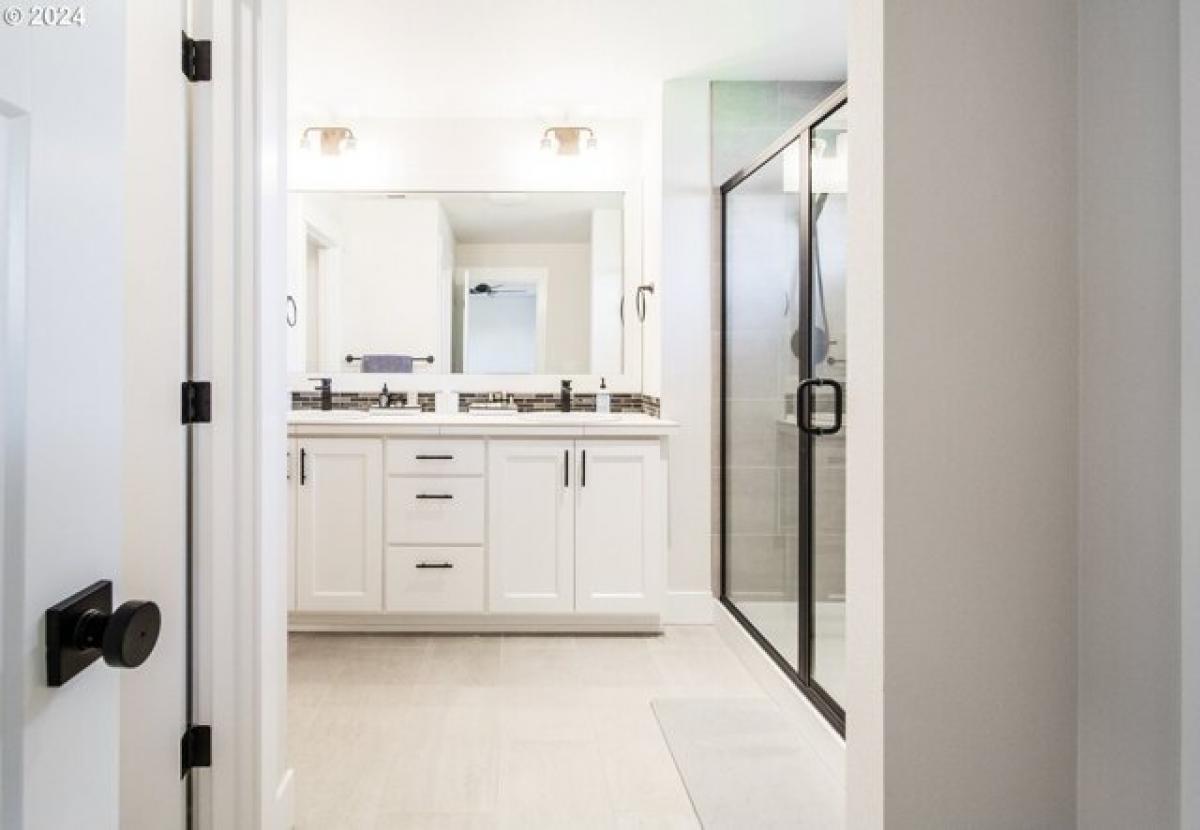 5 bedrooms House in Newberg, USA No. 432827