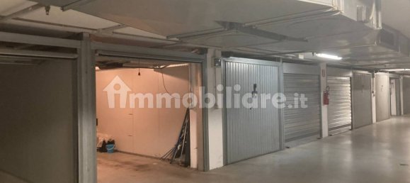 14m² Garage in Bologna, Italy No. 346993 13