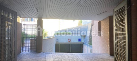 14m² Garage in Bologna, Italy No. 346993 2