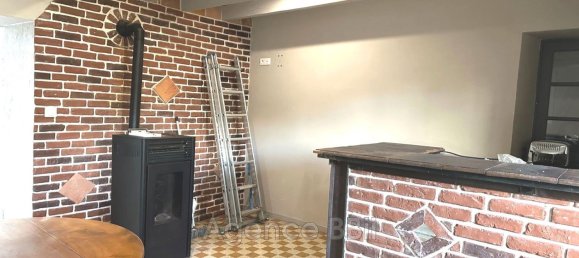 2 bedrooms House in Droiturier, France No. 274746 2