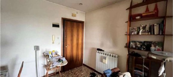 4 rooms Apartment in Venice, Italy No. 16180 8
