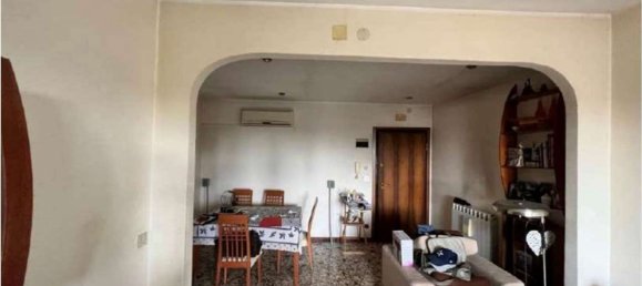 4 rooms Apartment in Venice, Italy No. 16180 5