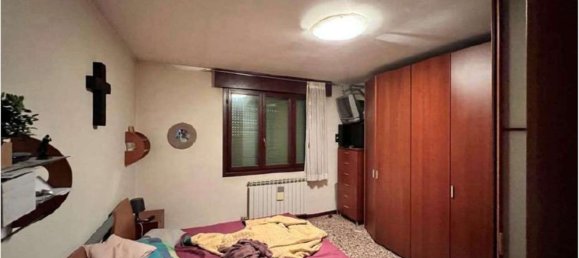 4 rooms Apartment in Venice, Italy No. 16180 12
